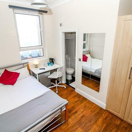 Private en-suite Room @ Liverpool street, Brick Ln Londen Buitenkant foto