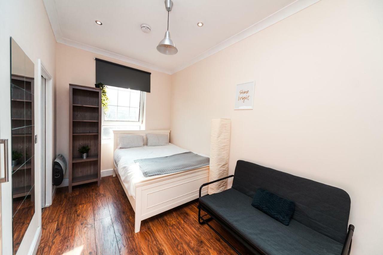 Private en-suite Room @ Liverpool street, Brick Ln Londen Buitenkant foto
